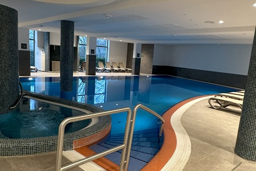 hotel swimming pool